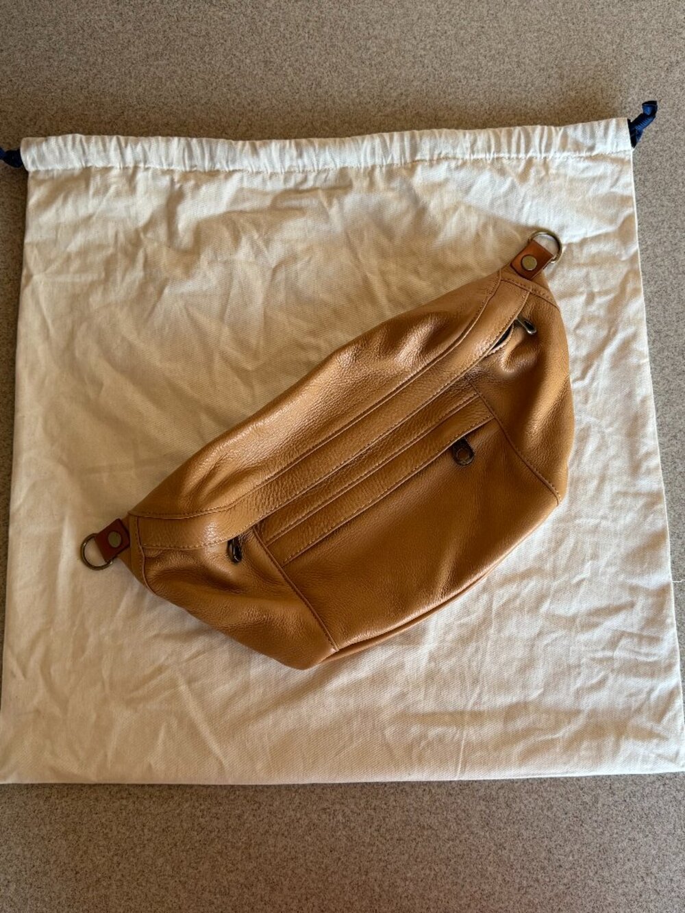LIKE NEW - Parker Thatch Cross Your Heart Sling - Leather Butterscotch